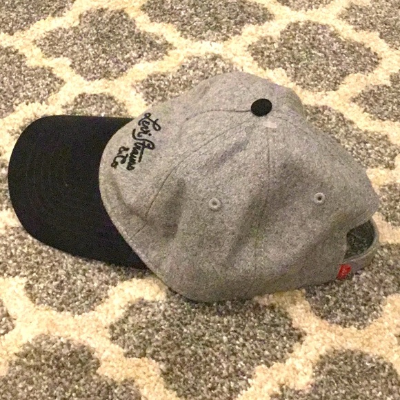 Levi hat - Picture 2 of 4